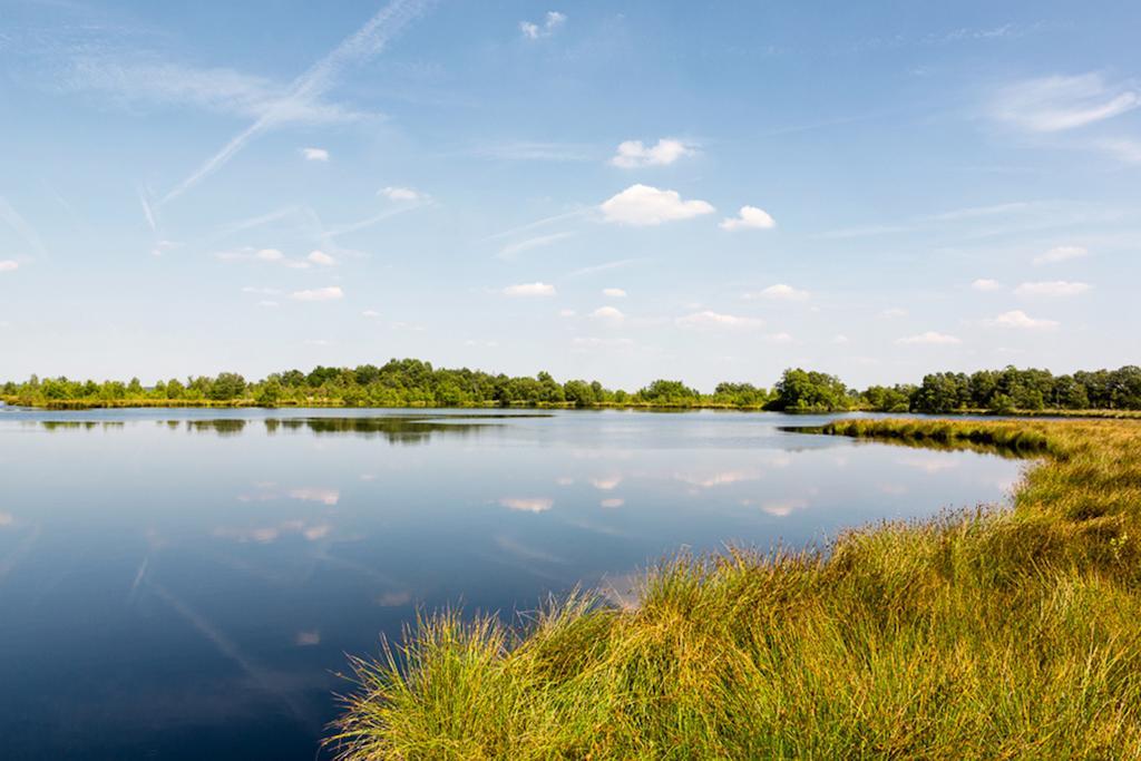 Hotel Aan de Vaart Appelscha Buitenkant foto