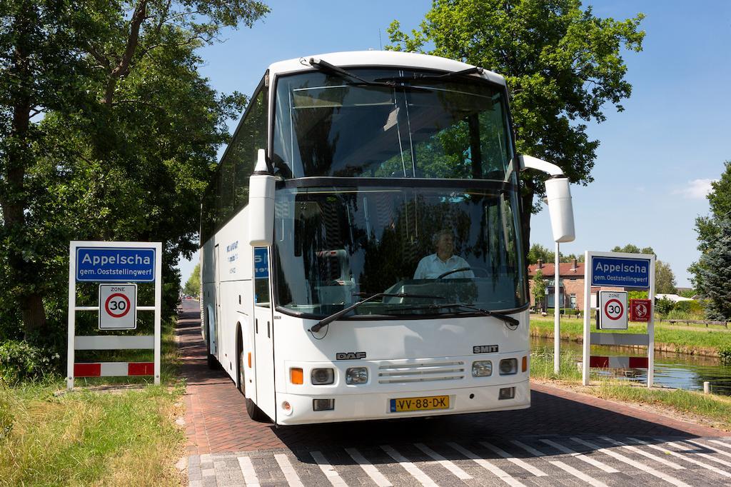 Hotel Aan de Vaart Appelscha Buitenkant foto